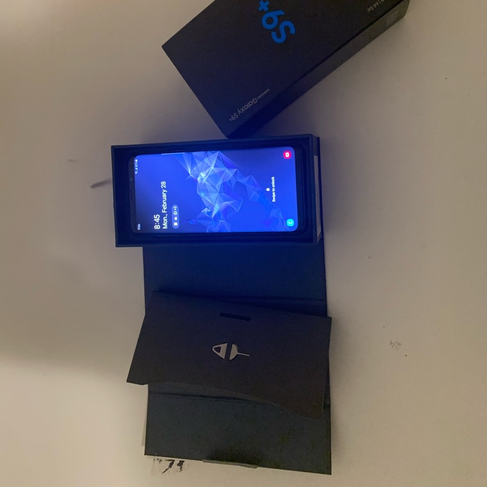 Galaxy s9 plus space gray Color 64gb great condition